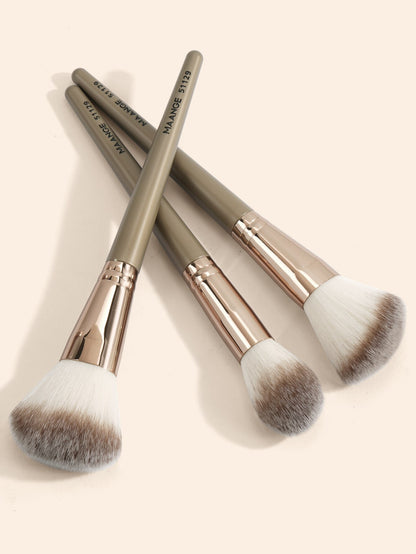 Maange 3 Piece Makeup Brush Kit, Professional Foundation Concealer Powder Blush Bronzer Brush, Soft Bristle Beauty Tools