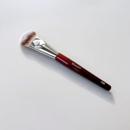 Mini Contoured Foundation Brush, Makeup Face Brush for Liquid Cream Foundation, Blending Bronzer, Blush, Highlighter