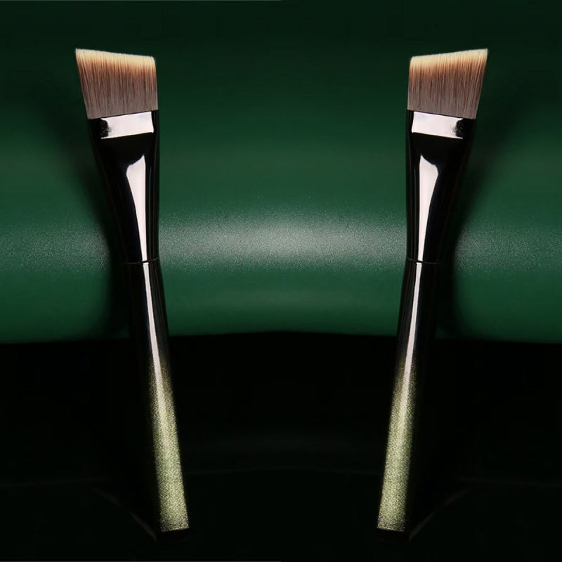 Gradient Color Powder Foundation Brush Bevel Angle Makeup Brush Professional Beauty Tools For Flawl 2