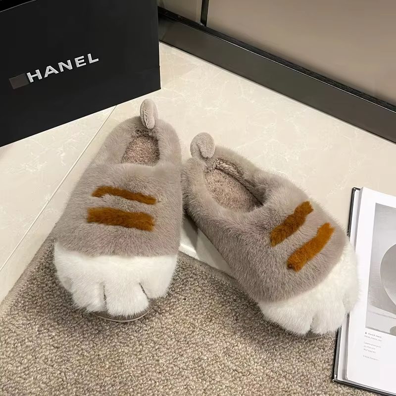 Womens Kitty Claw Slippers  Warm Furry NonSlip Home Shoes  Fluffy Cat Paw Slides 1