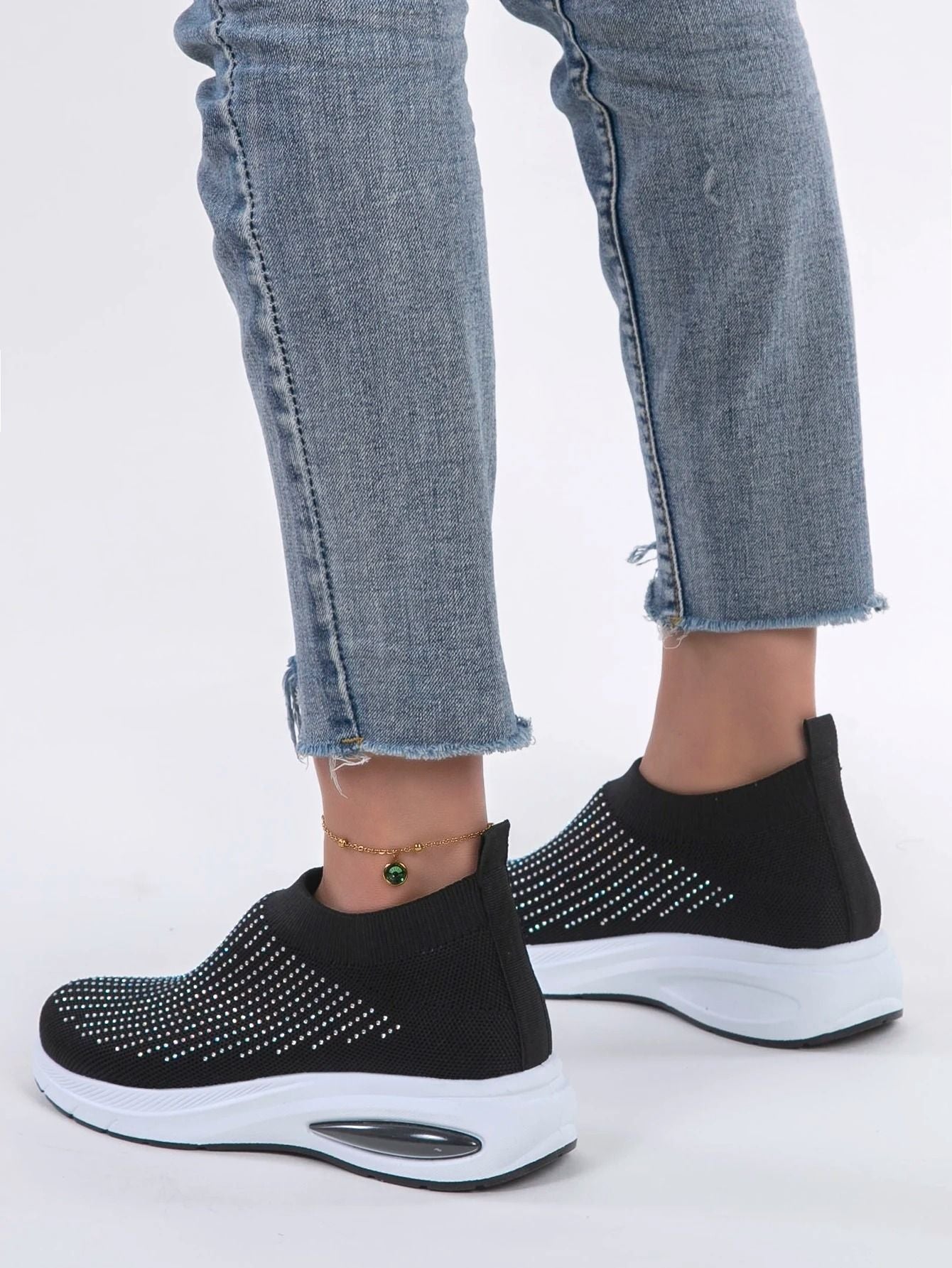 Lightweight Breathable Non Slip Flat Sports Shoes For Women 4