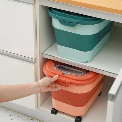 Collapsible Pet Food Storage Container With Airtight Lid 5