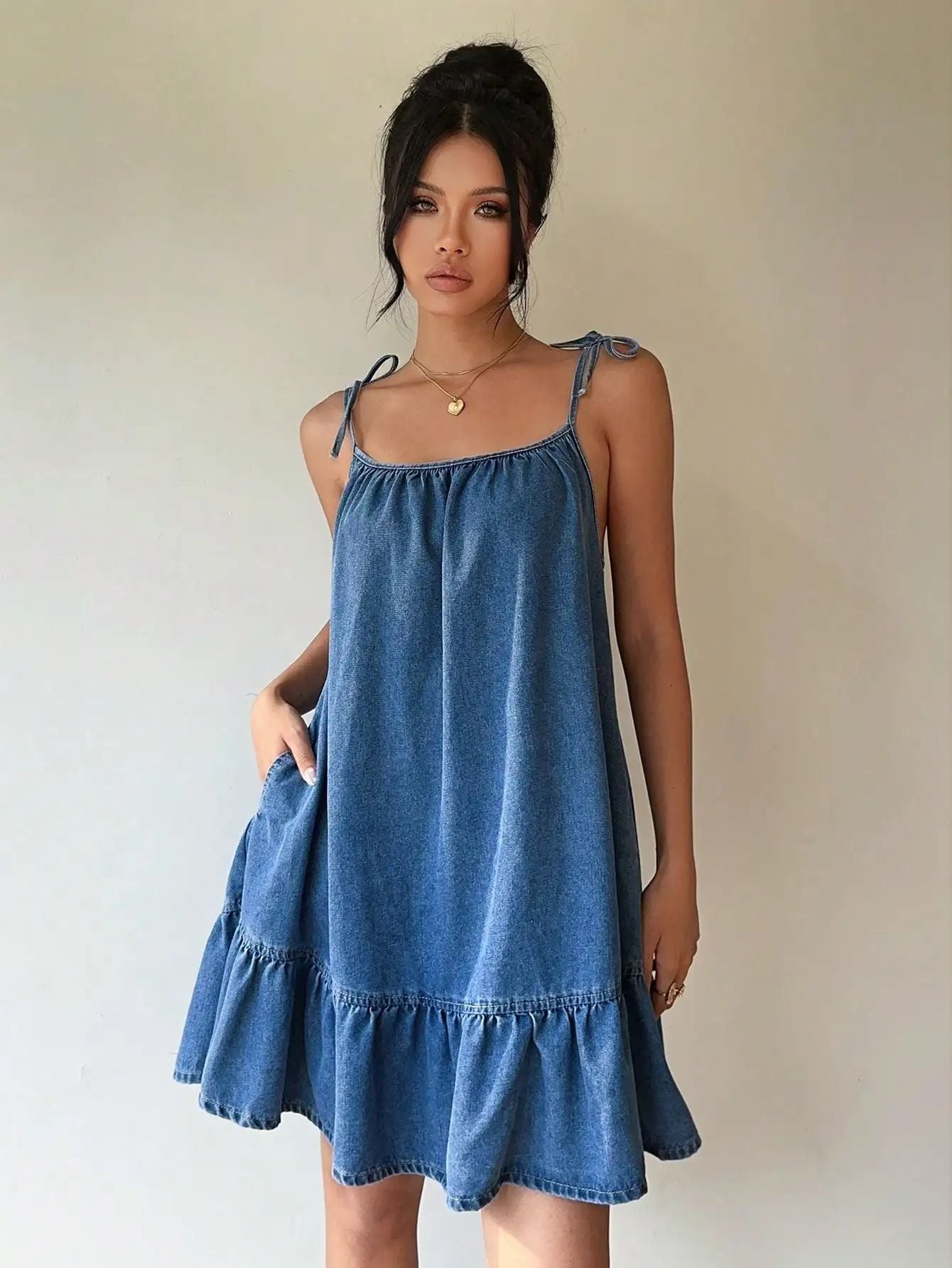 Elegant Denim Bandeau Dress for Summer Comfort
