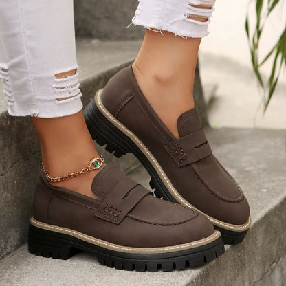 Womens Retro British Style Chunky Heel Shoes  Casual Sandblasted Leather Single Shoes 1