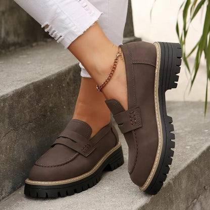 Womens Retro British Style Chunky Heel Shoes  Casual Sandblasted Leather Single Shoes 5