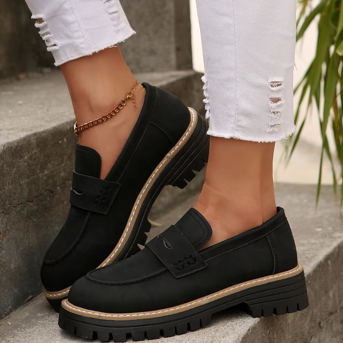 Womens Retro British Style Chunky Heel Shoes  Casual Sandblasted Leather Single Shoes 7