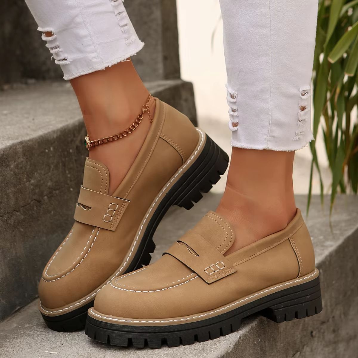 Womens Retro British Style Chunky Heel Shoes  Casual Sandblasted Leather Single Shoes 8