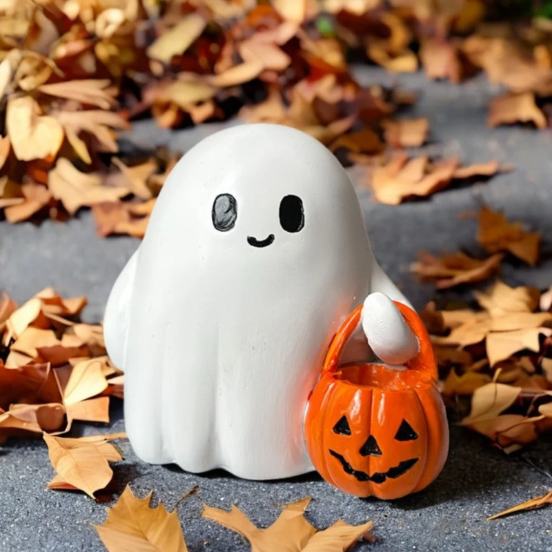 Cute Ghost Statue Holding Pumpkin Statue Resin Halloween Home Decorations For Indoor  Outdoor 3