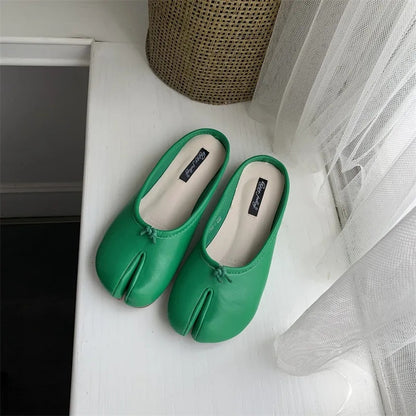 Trendy Womens Pig Hoof Slippers Parted Toe Flat Shoes With NonSlip Rubber Sole For Spring Autumn  I 3