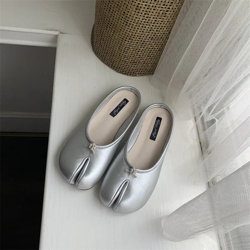 Trendy Womens Pig Hoof Slippers Parted Toe Flat Shoes With NonSlip Rubber Sole For Spring Autumn  I 4