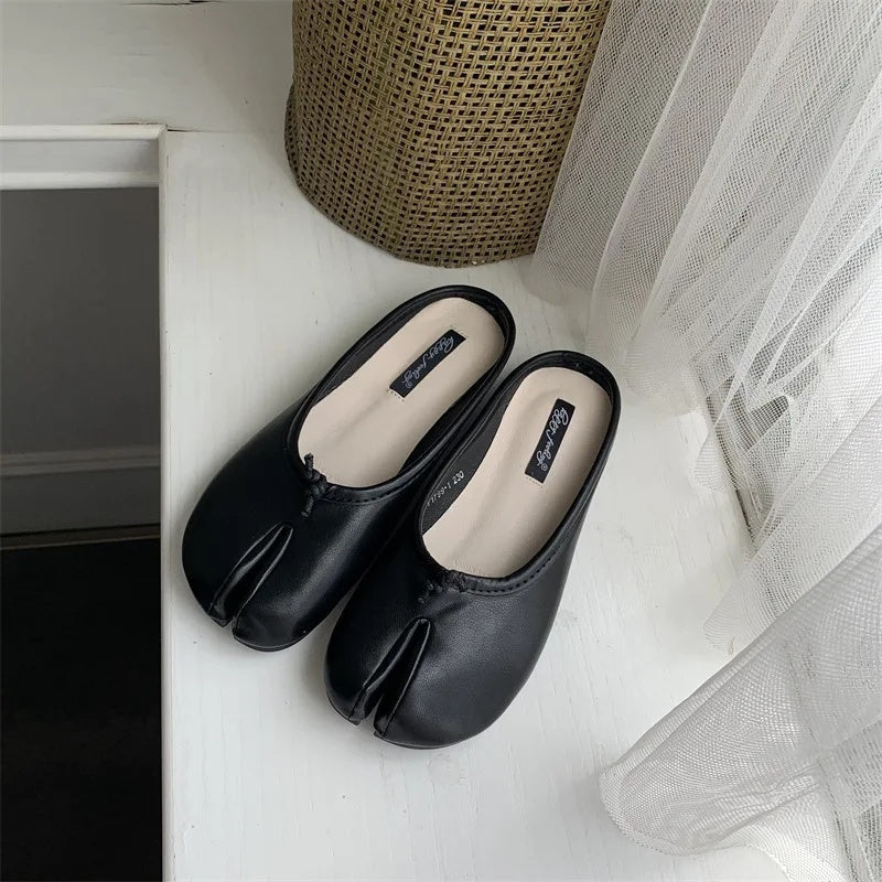 Trendy Womens Pig Hoof Slippers Parted Toe Flat Shoes With NonSlip Rubber Sole For Spring Autumn  I 5
