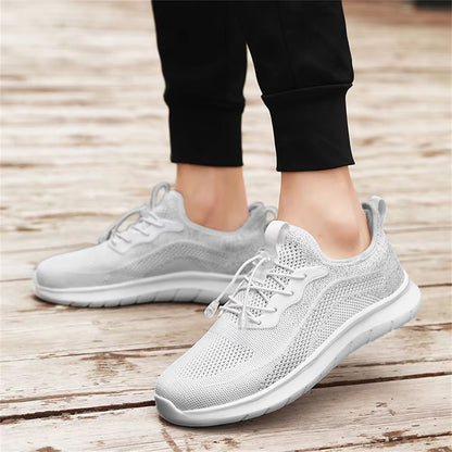 Mens Breathable Woven Sneakers  Lightweight Outdoor Running Shoes With Adjustable Buckle 2