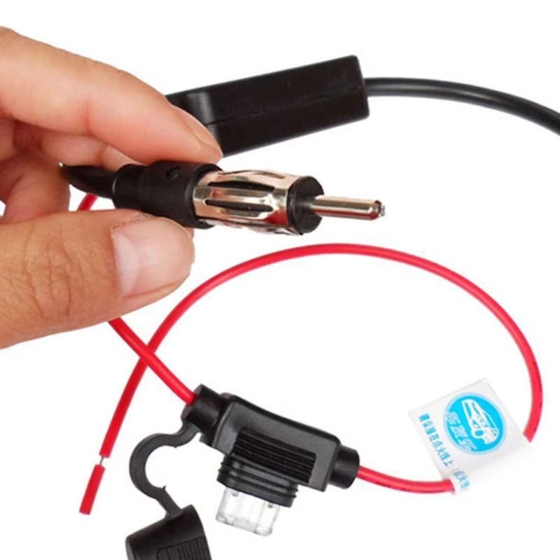 Universal FM Signal Amplifier – Car Antenna Booster for Clearer Radio Reception and Anti-Interference