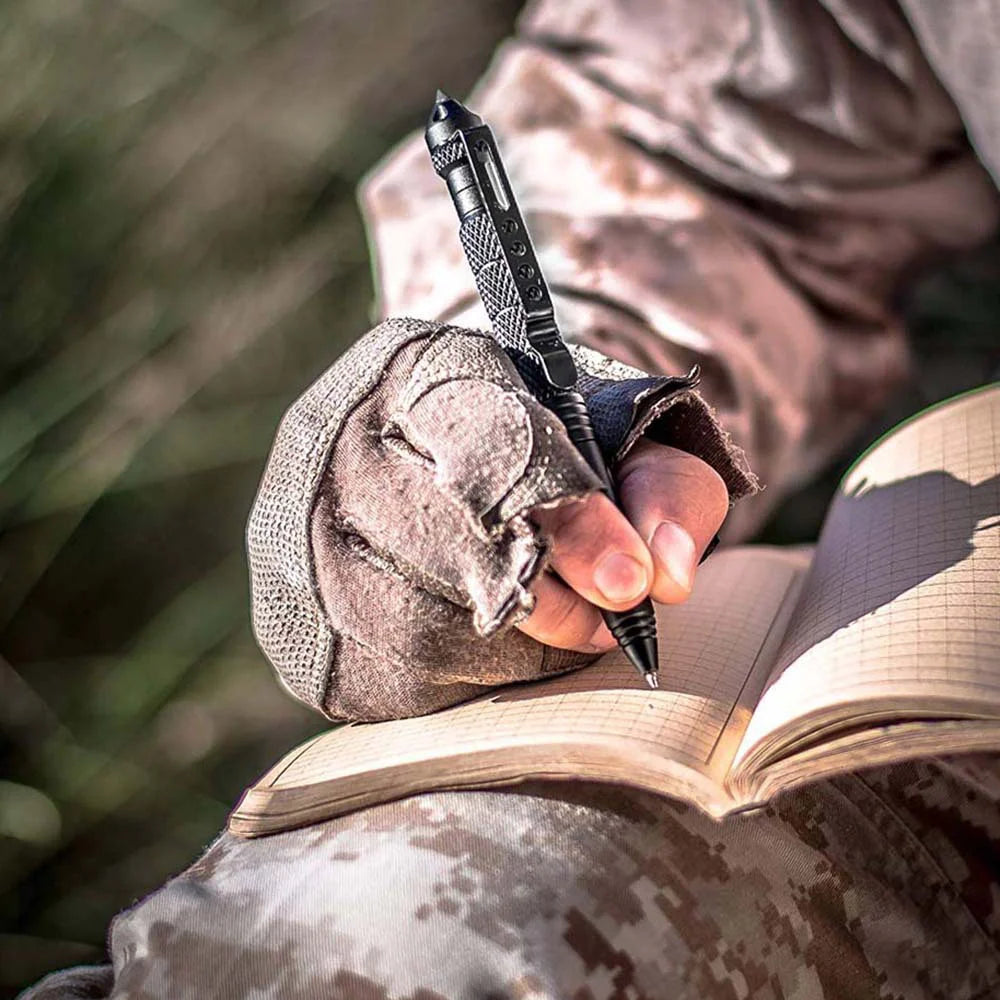 Self Defense Supplies Tactical Pen, Multifunctional Metal Glass Breaker, Emergency Survival Gear Anti Skid