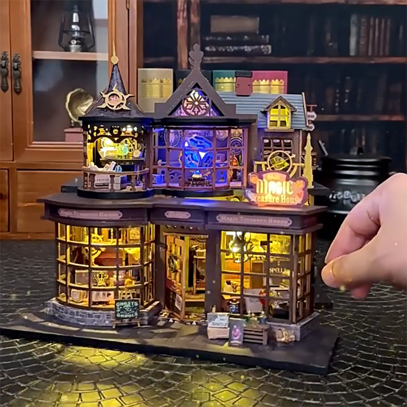 Wooden Mini DIY Dollhouse Kit, Dollhouse Furniture Accessories, Creative Toys for Kids Birthday Christmas Gifts