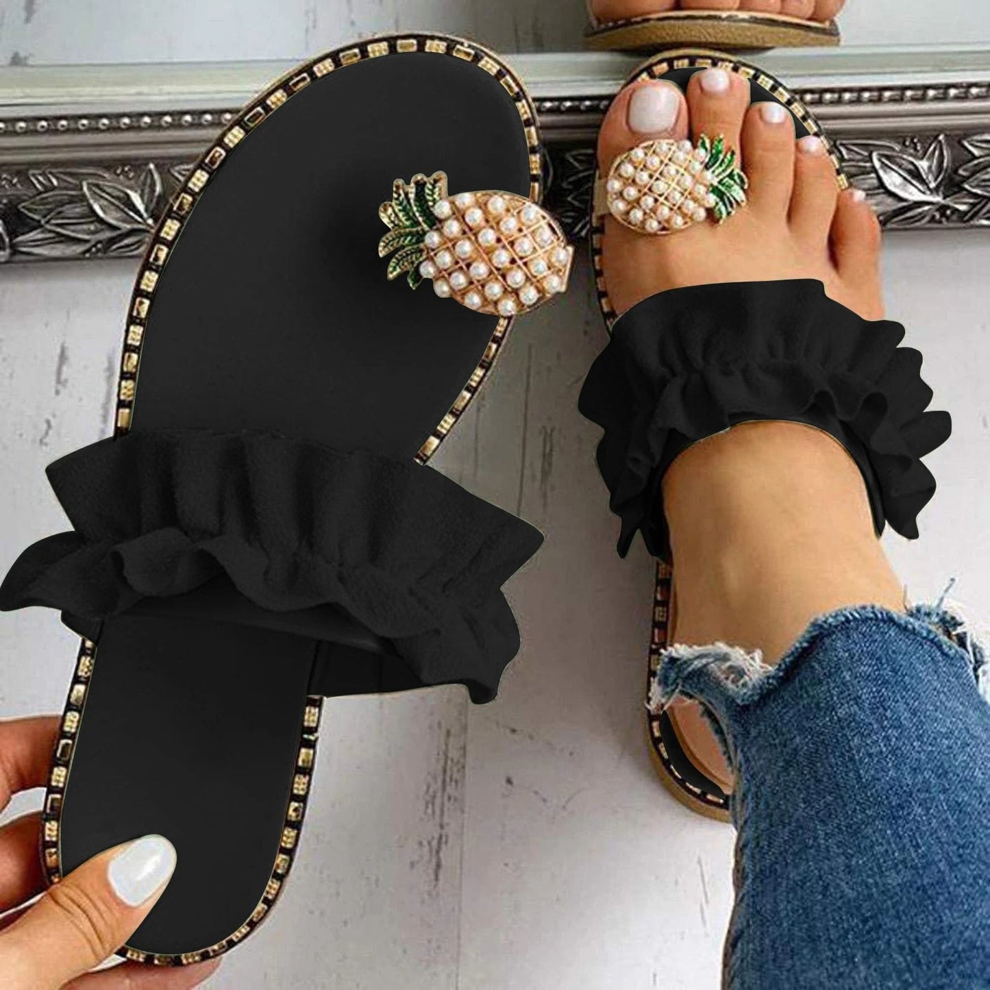 Bohemian Flat Sandals With Pineapple Pearl Accent 7