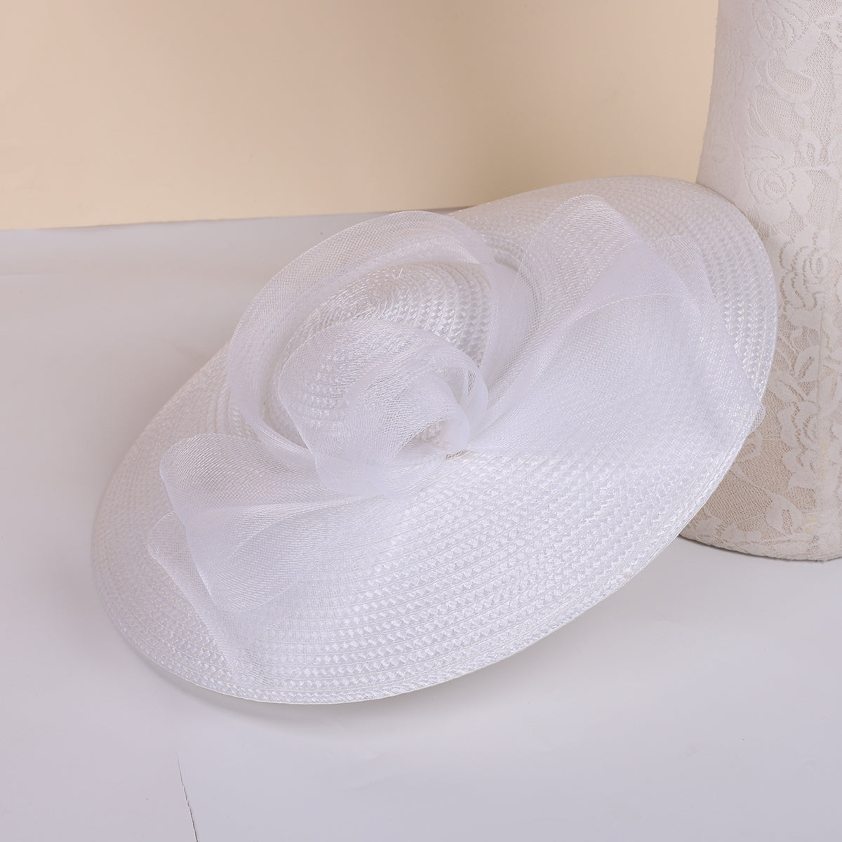FS Summer White Champagne Straw Church Hats For Women, Wide Brim Wedding Hat, Elegant Cocktail Tea Party Fascinators