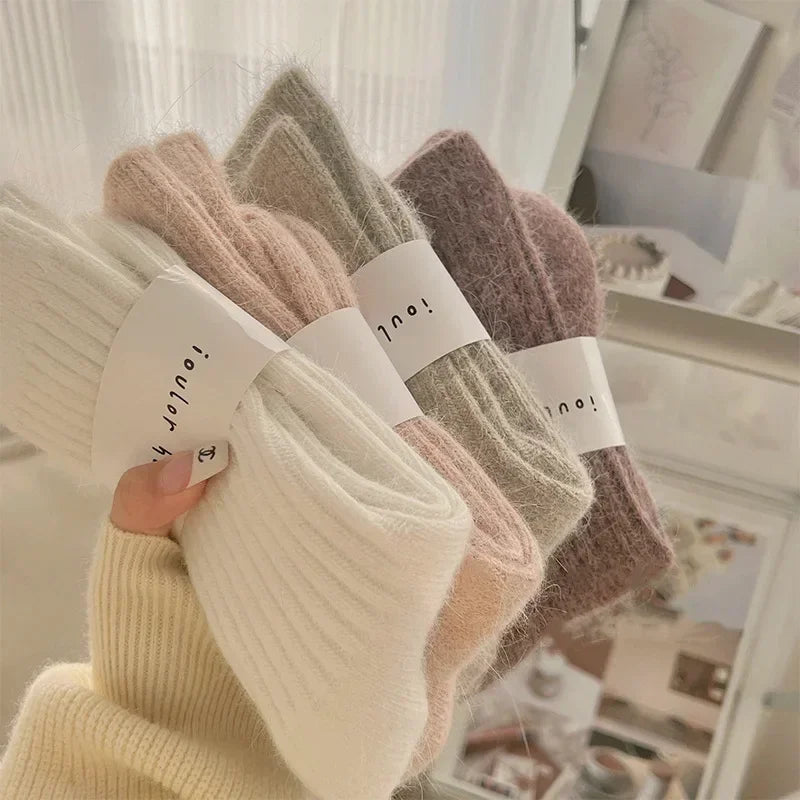 Womens Cashmere Wool Blend Winter Socks, Thick Warm Harajuku Style Solid Color Long Thermal Fashion Sox for Ladies