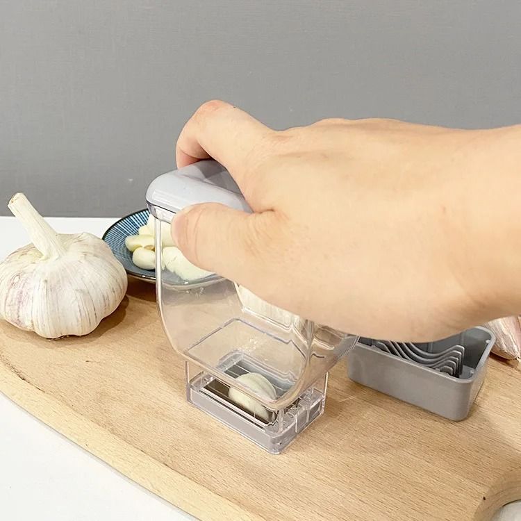 Manual Garlic Grinder Press And Grater Kitchen Tool 2
