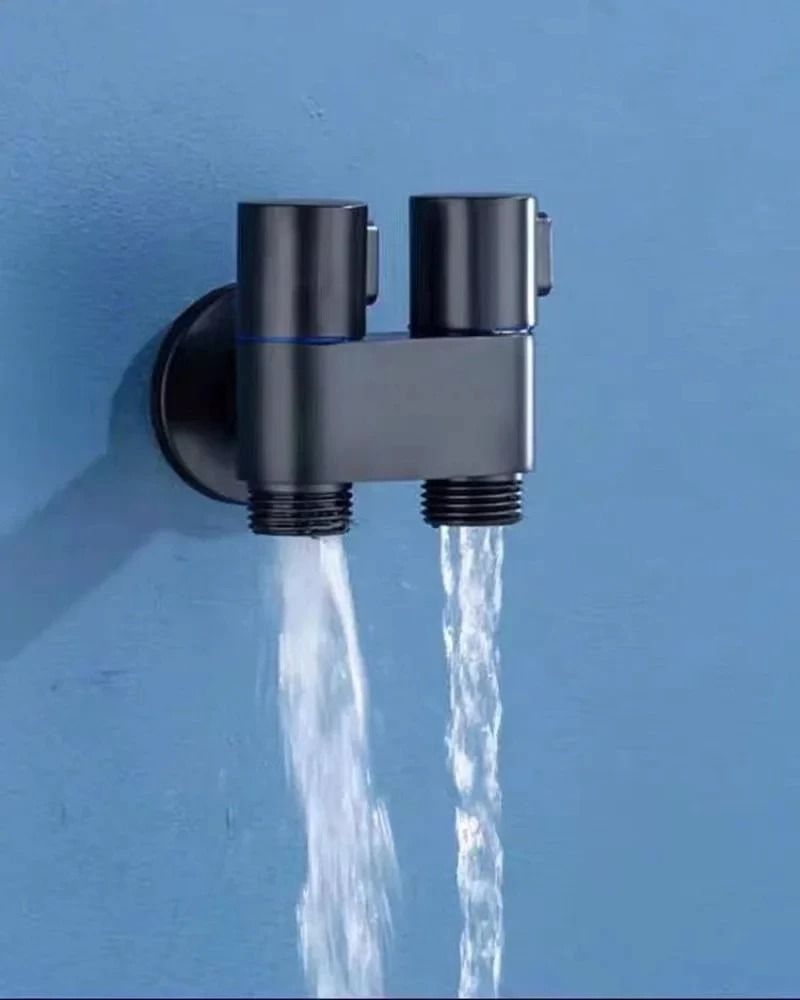 Handheld Bidet Toilet Sprayer Set With Adjustable Pressure And Dual Switch 5