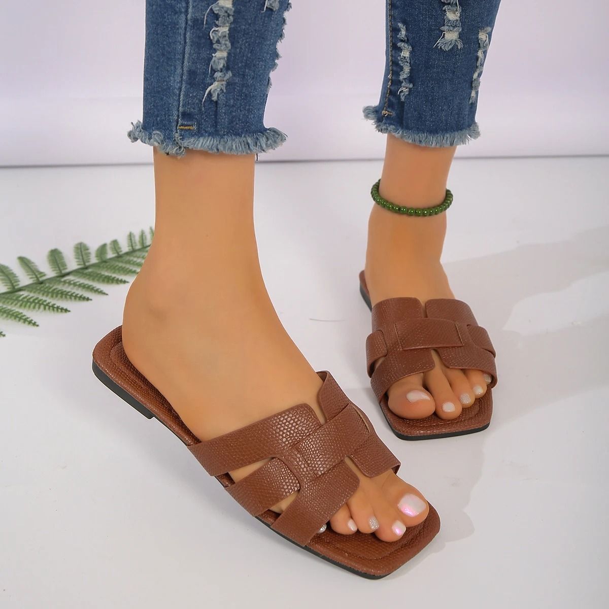 Ladies Fashion Casual Flat Sandals Outdoor Slip On Slippers 5