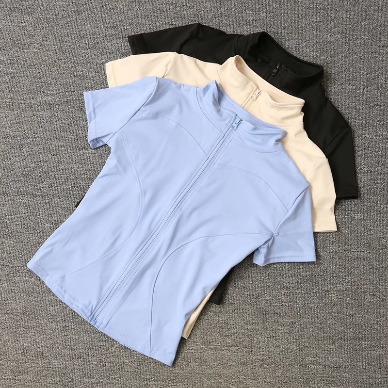 Waist-Slimming Zip Up Top for Women Lightweight and Quick Dry