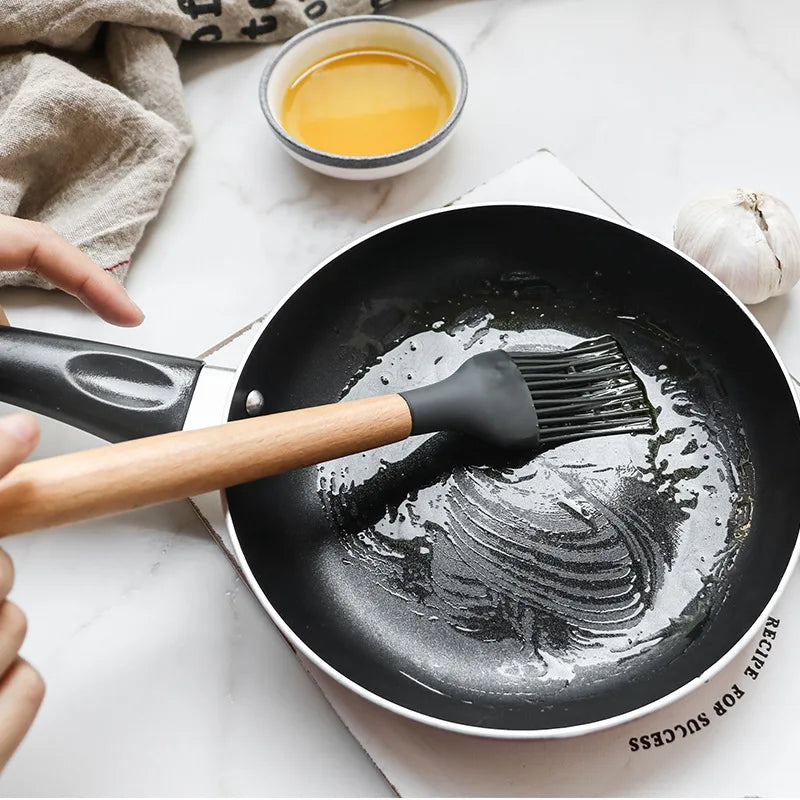12PCS Silicone Kitchenware Set, Non-Stick Cookware Utensils with Wooden Handle, Spatula, Shovel, Egg Beaters