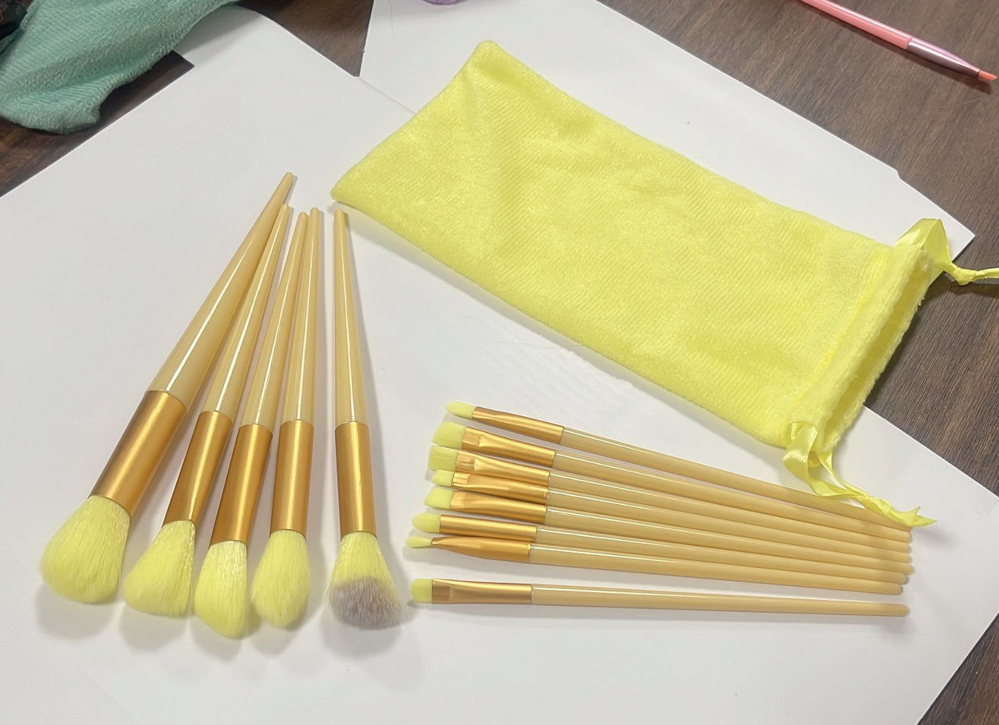 Makeup Brushes Eyeshadow Brush, Concealer Stippling Brush Highlighter, Liquid Foundation BB Cream Brush Set