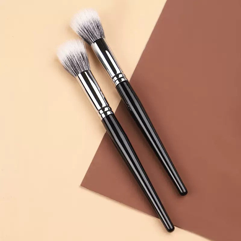 Dual-Fiber Stippling Brush, Dotting Makeup Brush for Liquid and Cream Products, Easy Blending, Vegan and Cruelty-Free