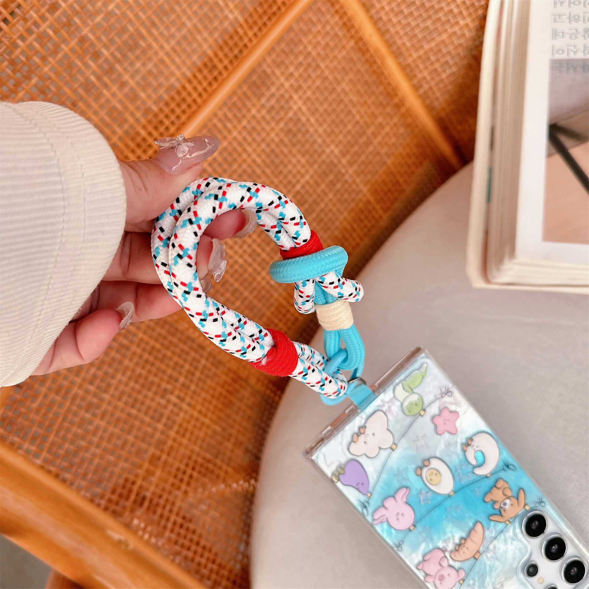 Braided Fashion Dopamine Phone Lanyard, Handwoven Short Wrist Strap, Anti-lost Hanging Cord Phone Charm Accessories