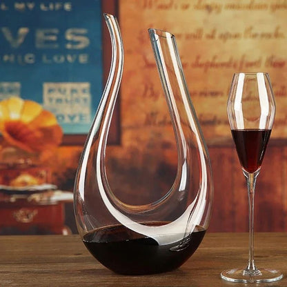 Handmade Crystal Wine Decanter 1500ml Elegant U Shape For Red Wine And Brandy 1