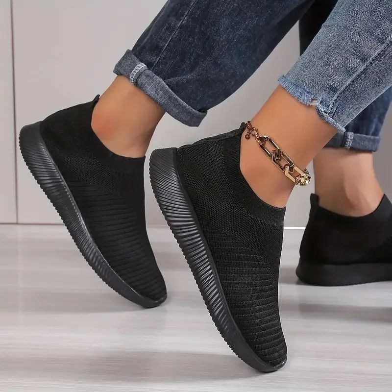 Womens Breathable Mesh Sneakers Lightweight Low Top Walking And Running Shoes 3