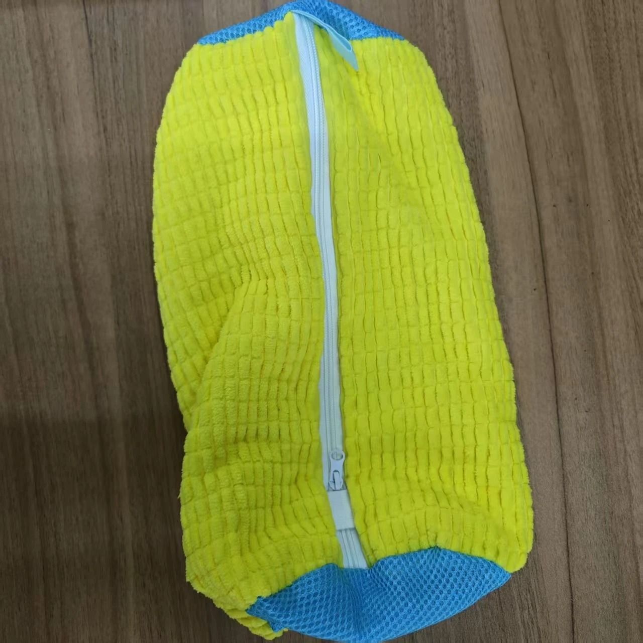 Designed For Machine Washing With This Shoe Washing Bag You Will Be Able To Put Your Shoes In The W 4