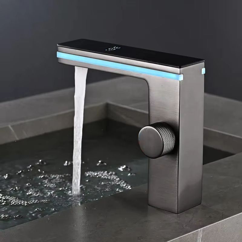 SmartFlow Digital Display LED Bathroom Faucet  Brass Basin Mixer Tap With Hot  Cold Control 2