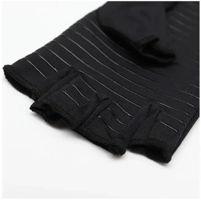 Compression Arthritis Gloves With Copper Fiber Half Finger Design 4
