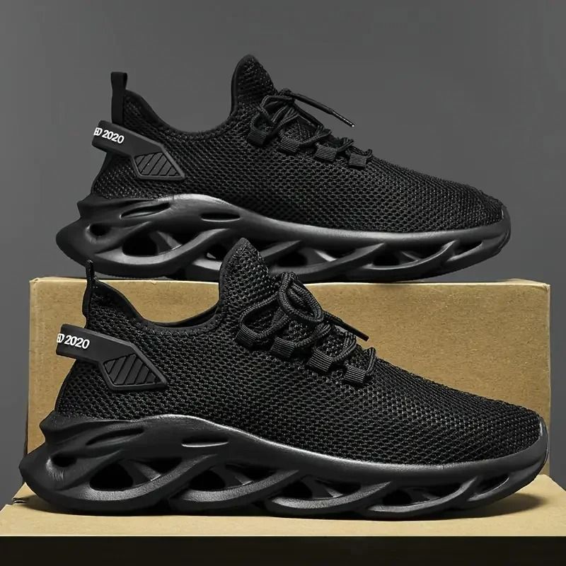 Lightweight Mesh Running Sneakers 2