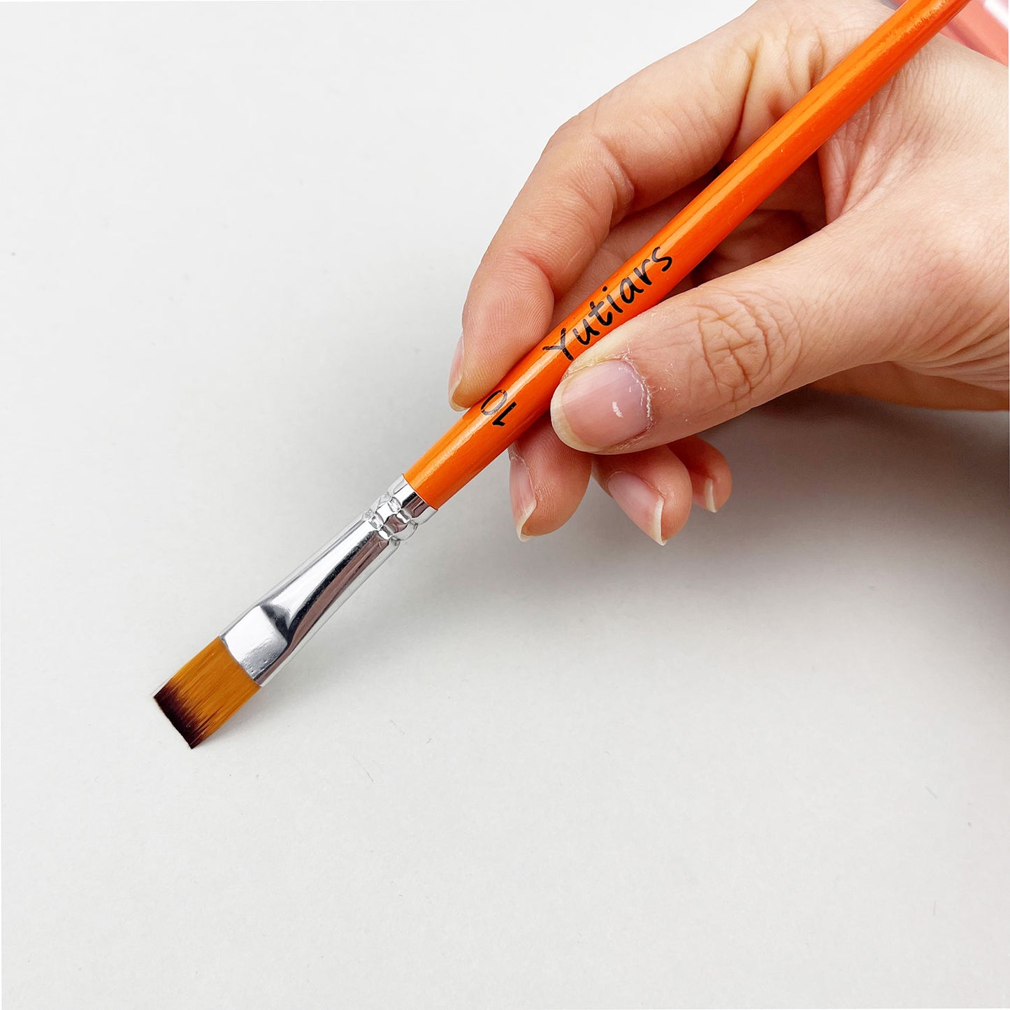 Flat Artist Paint Brush Set 5pcs with Wooden Handles, Premium Synthetic Nylon Bristles for Acrylic, Oil, Watercolor