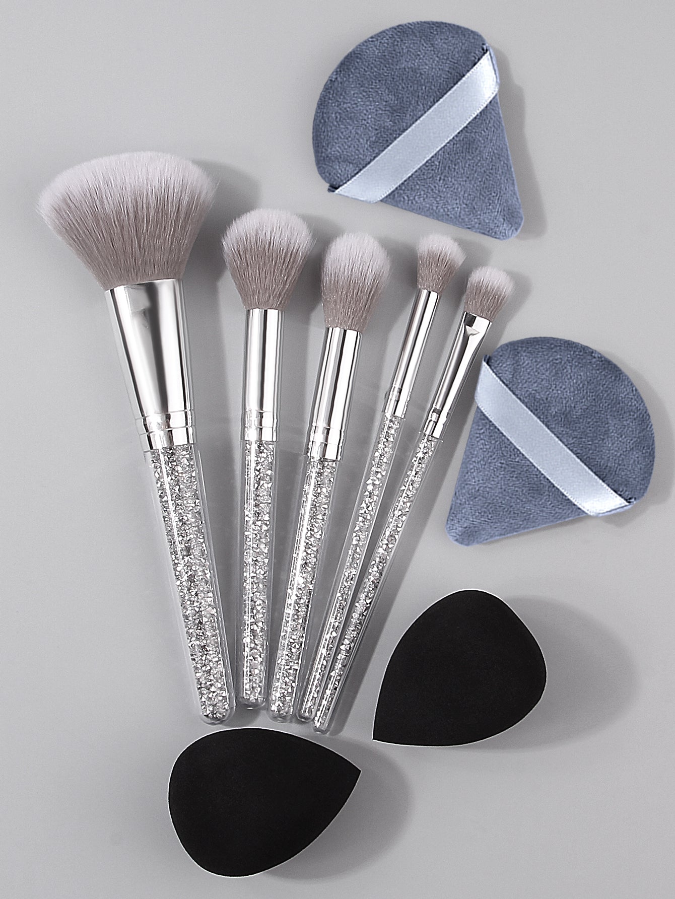 Makeup Brush Set with Diamond Handles, Soft Bristle Blush Eyeshadow Contouring Brush, Makeup Sponge Powder Puf