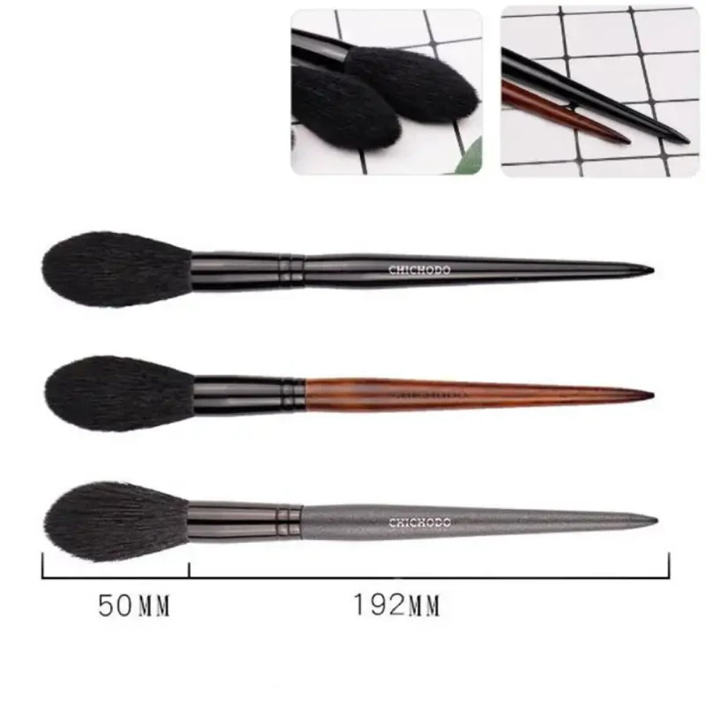 Professional Goat Hair Makeup Highlighter Brush, Long Handle Blending Brush, Blush and Concealer Beauty Tools