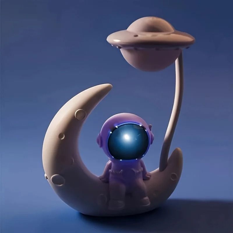 Creative Moon Astronaut LED Night Light Small Desk Lamp For Bedroom Decoration And Gifts 2