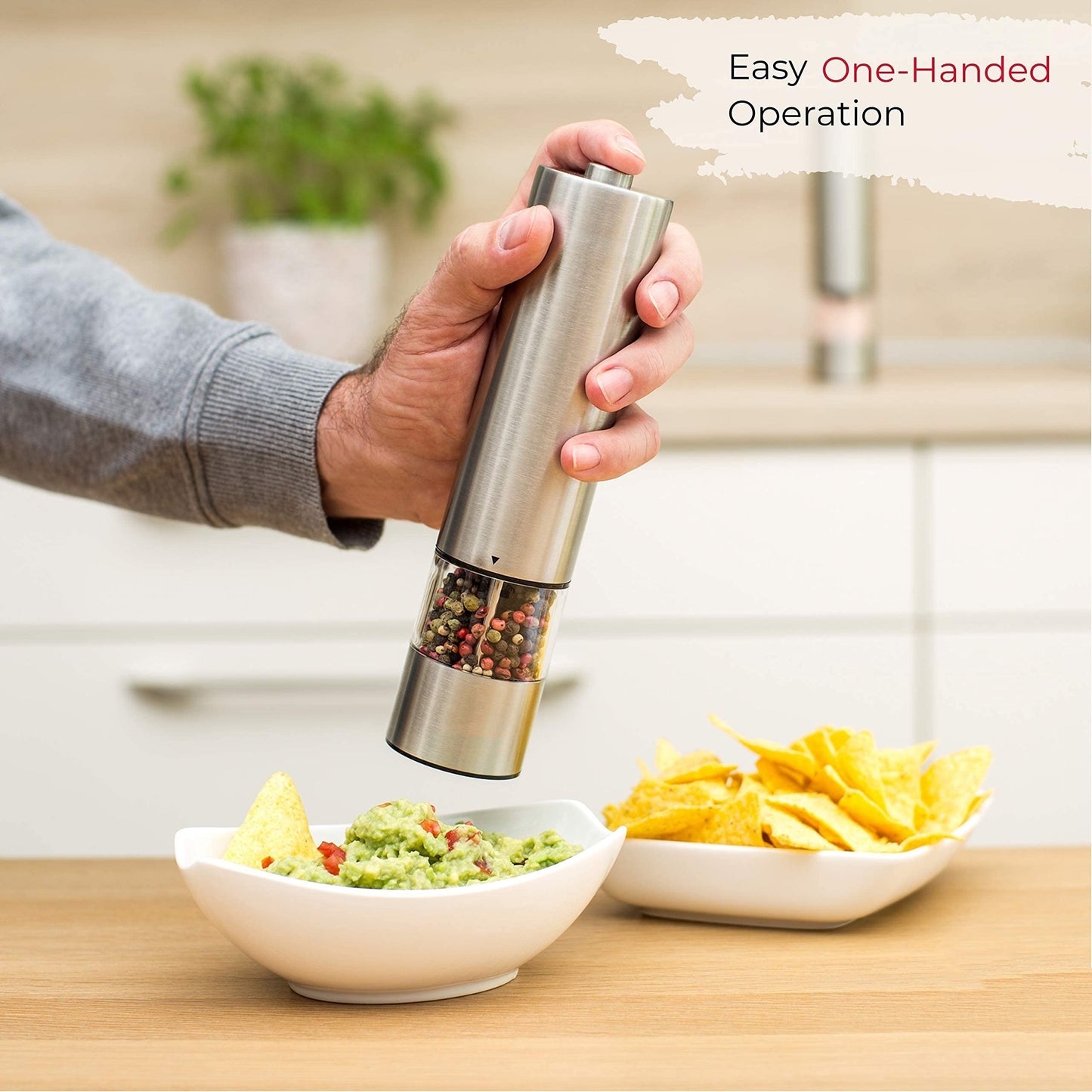 Electric Salt Pepper Grinder Set One Handed Operation Stainless Steel Spice Mill With LED Light Adj 3