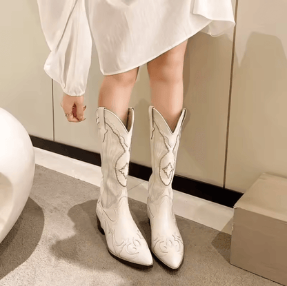 Vintage Western Cowboy Boots for Women with Embroidered Design and Thick Heel