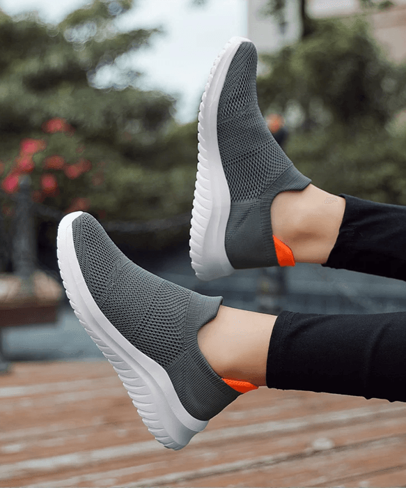 Classic White Canvas Sneakers Unisex Durable Flat Casual Shoes 1