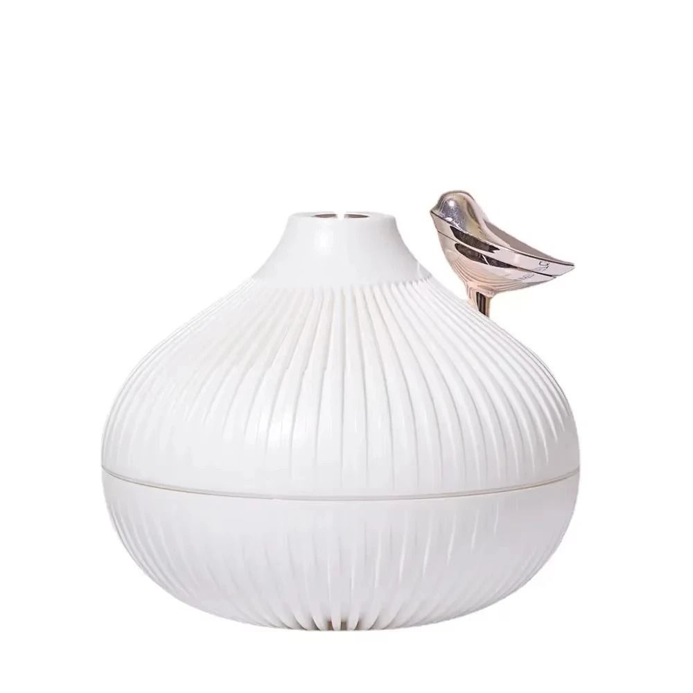 Onion Shape USB Humidifier With Night Light And Quiet Operation 4
