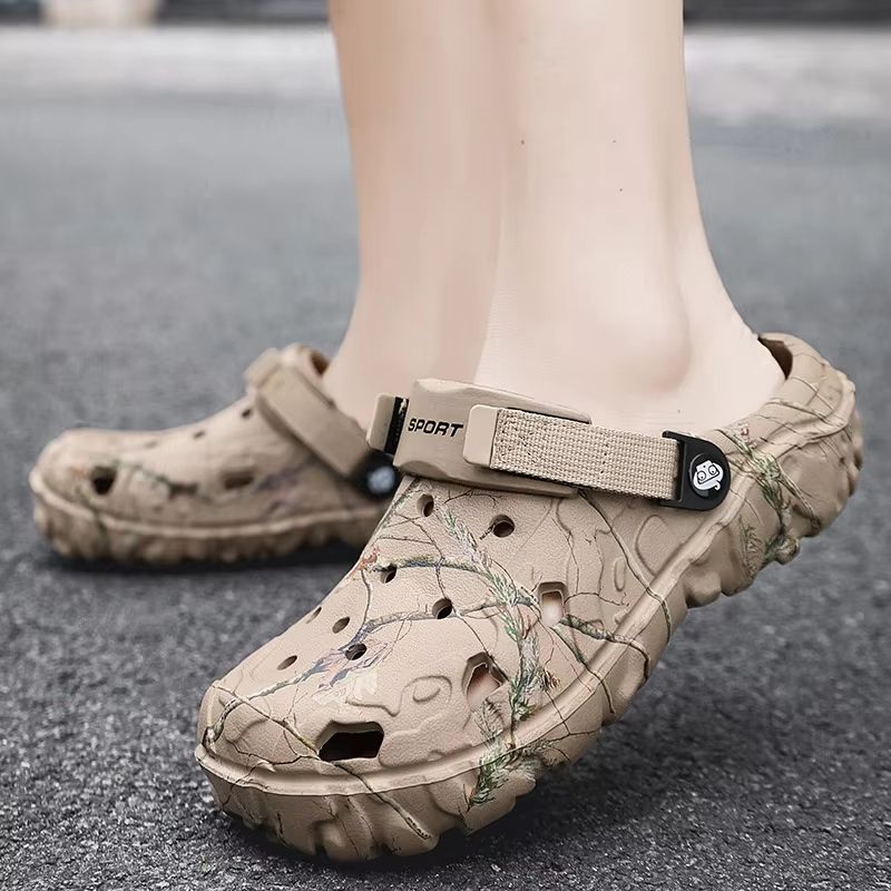 2024 Summer Mens Comfortable Sandals  Lightweight NonSlip Garden  Home Slippers 4