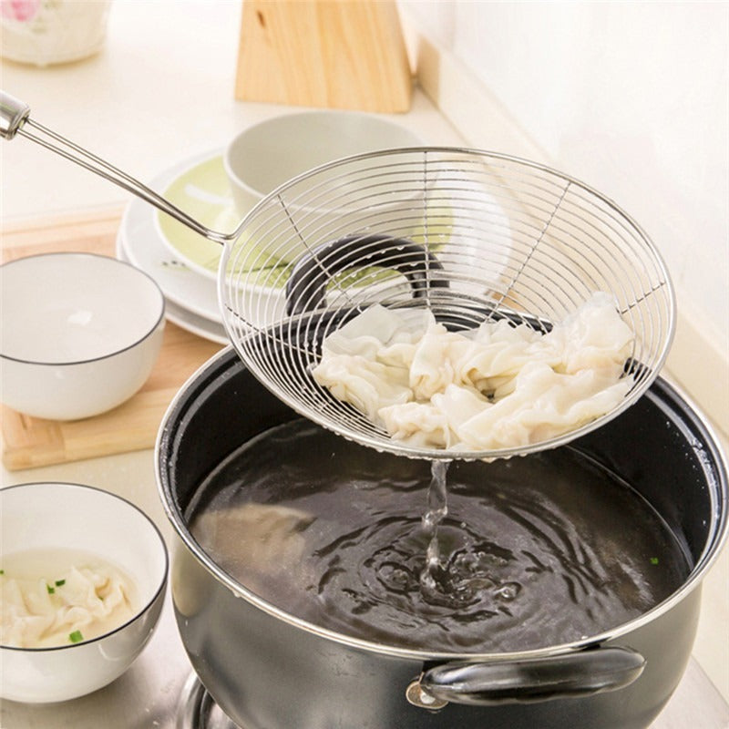 Professional Grade Stainless Steel Frying Strainer, Wire Mesh Skimmer, Colander Spoon for French Fries, Kitchen Supplies
