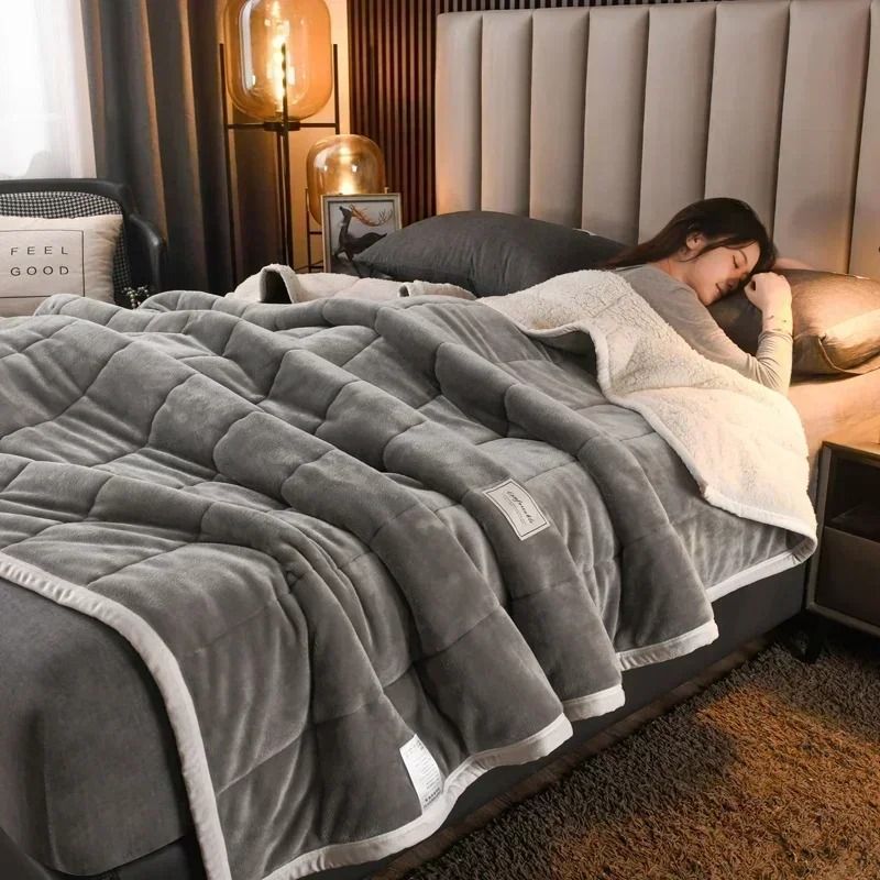 Luxury Flannel Fleece Blanket With Lambs Wool Lining 12