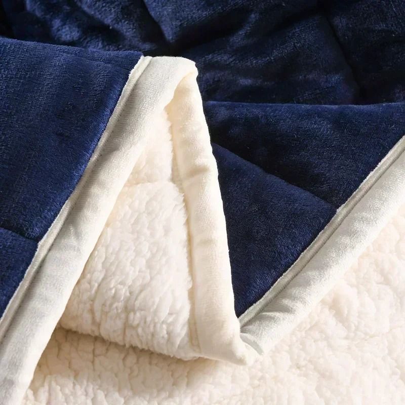 Luxury Flannel Fleece Blanket With Lambs Wool Lining 4