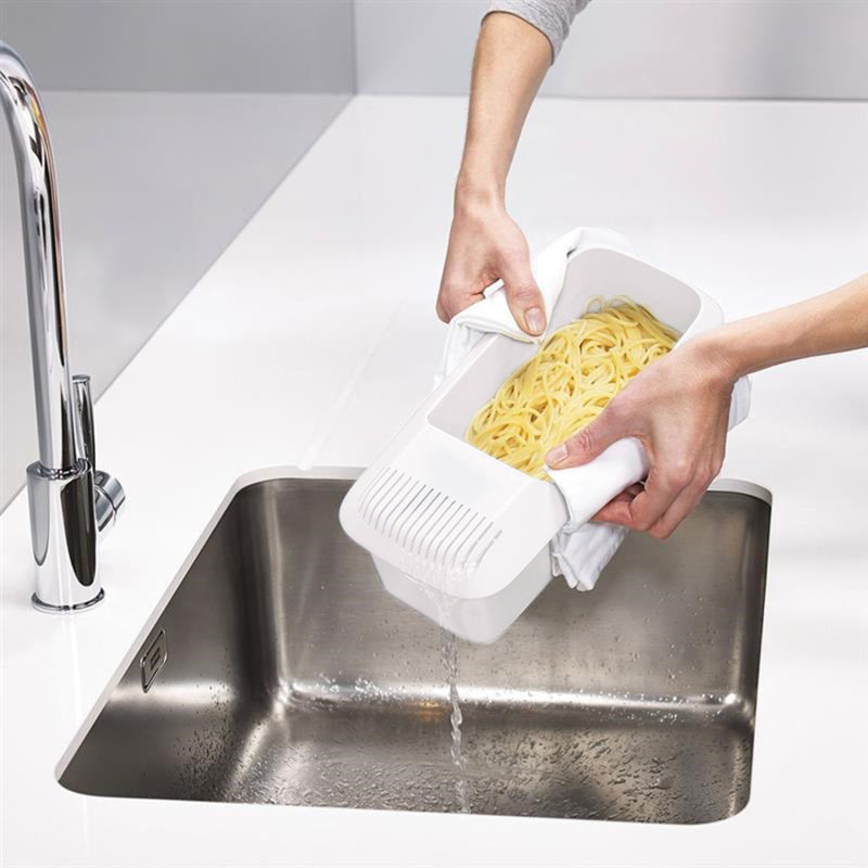 Eco-Friendly Microwave Pasta Cooker & Strainer, All-in-One Spaghetti & Vegetable Steamer, Dishwasher Safe Kitchen Acce
