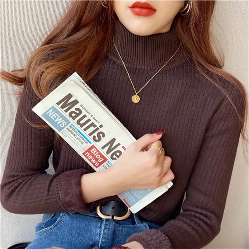 Womens Retro Red Thermal Turtleneck Sweater With Velvet Lining 12